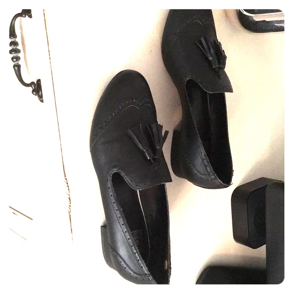 DV loafers